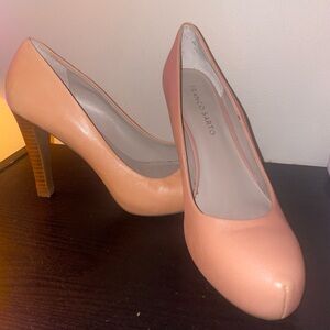 Franco Sarto Peach Heels